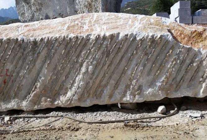 長(zhǎng)沙石雕噴泉