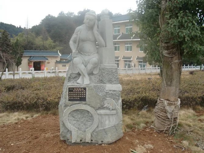 武漢石雕主席像